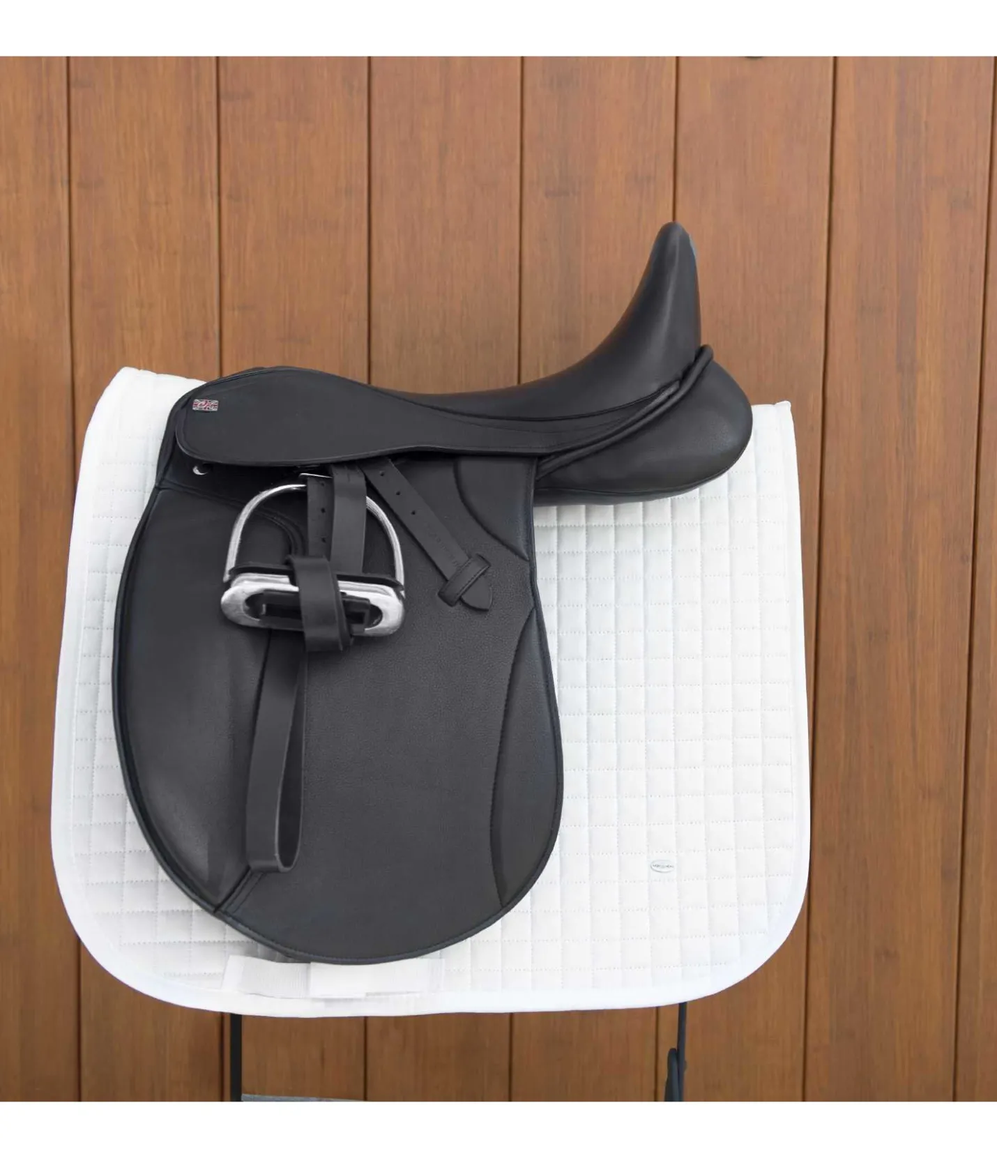 CLARIDGE HOUSE Selle de dressage Classic noir New