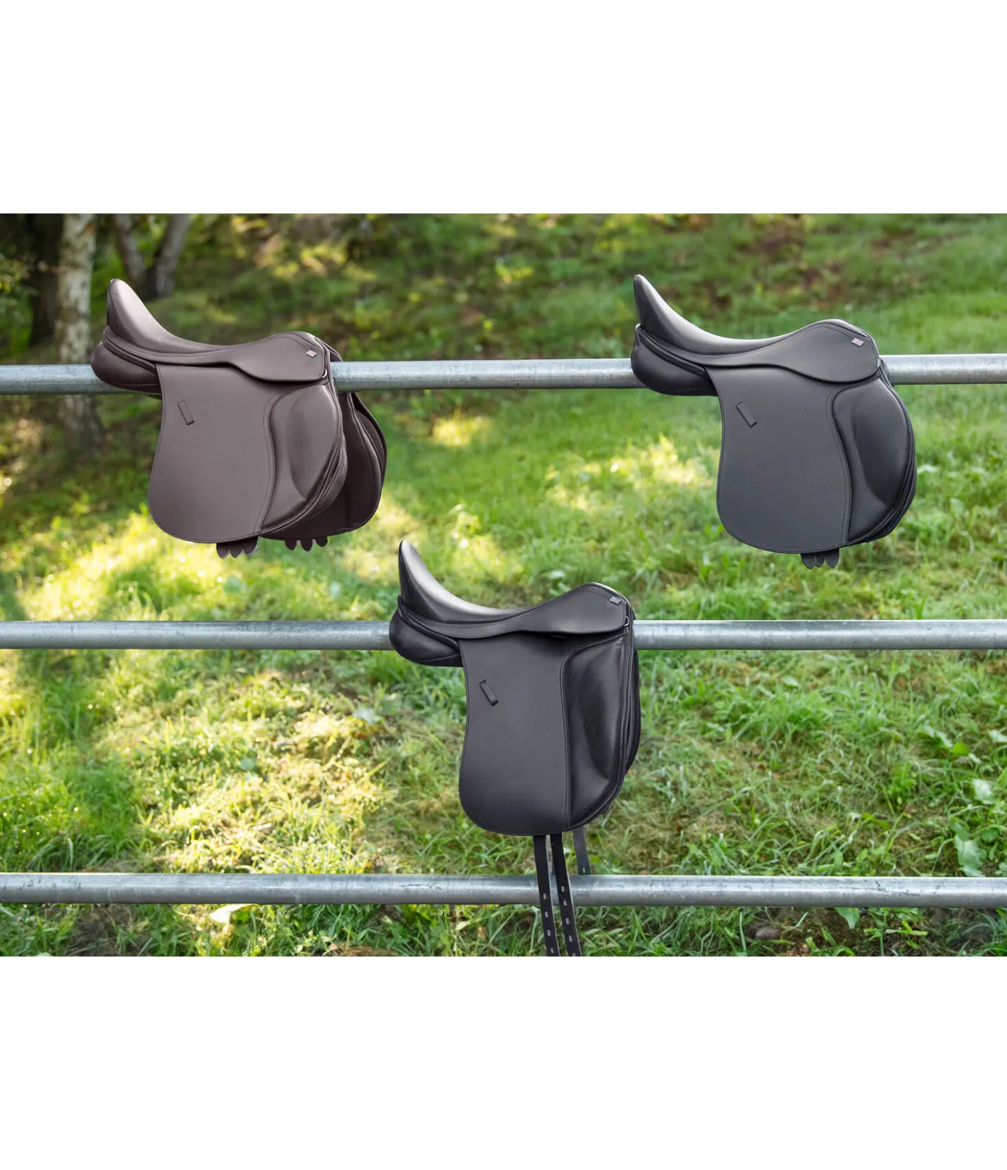 CLARIDGE HOUSE Selle de dressage New Generation noir Hot