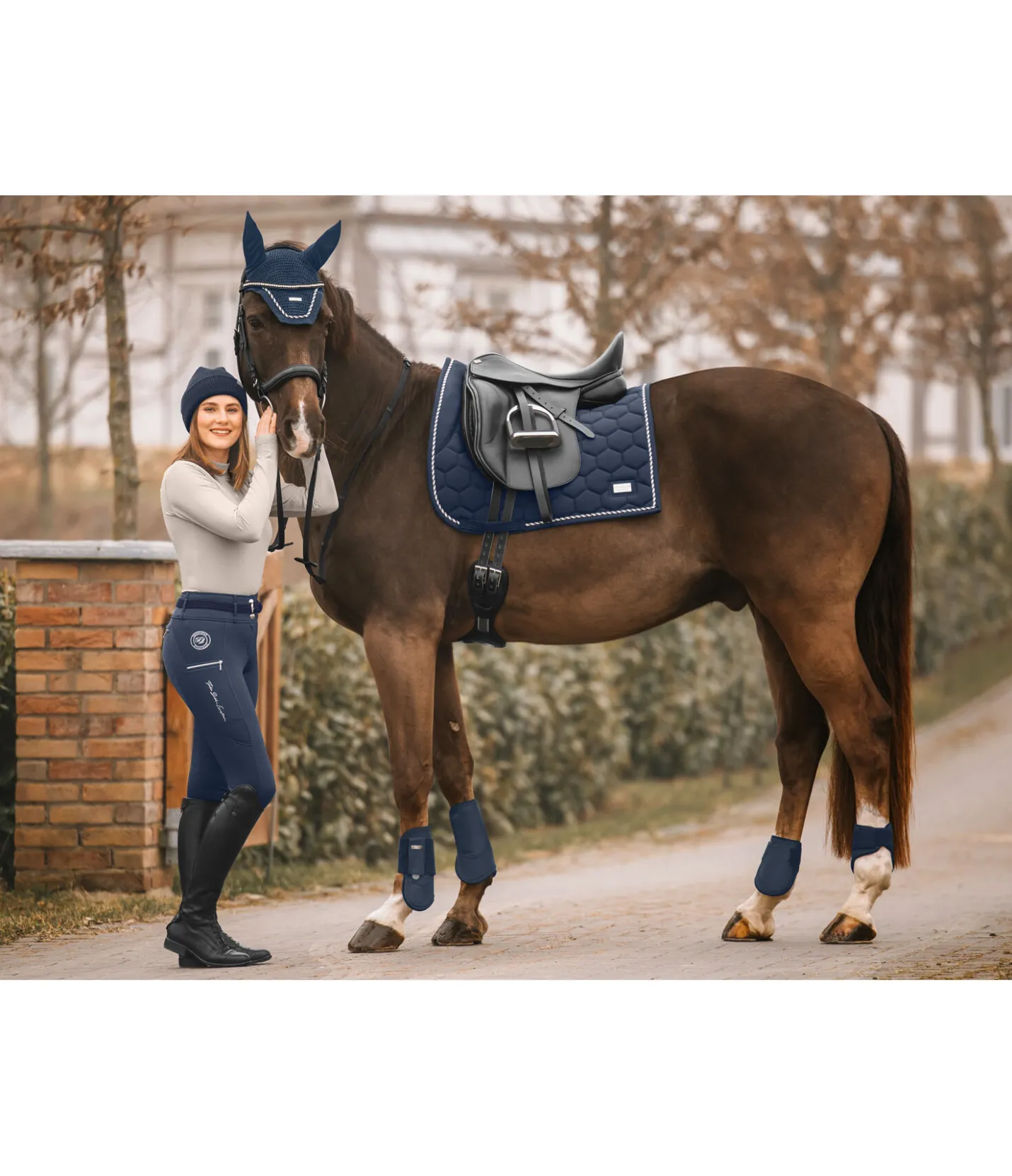 Felix Bühler Tapis de selle Sophistication sans passants de contre-sanglons navy Outlet