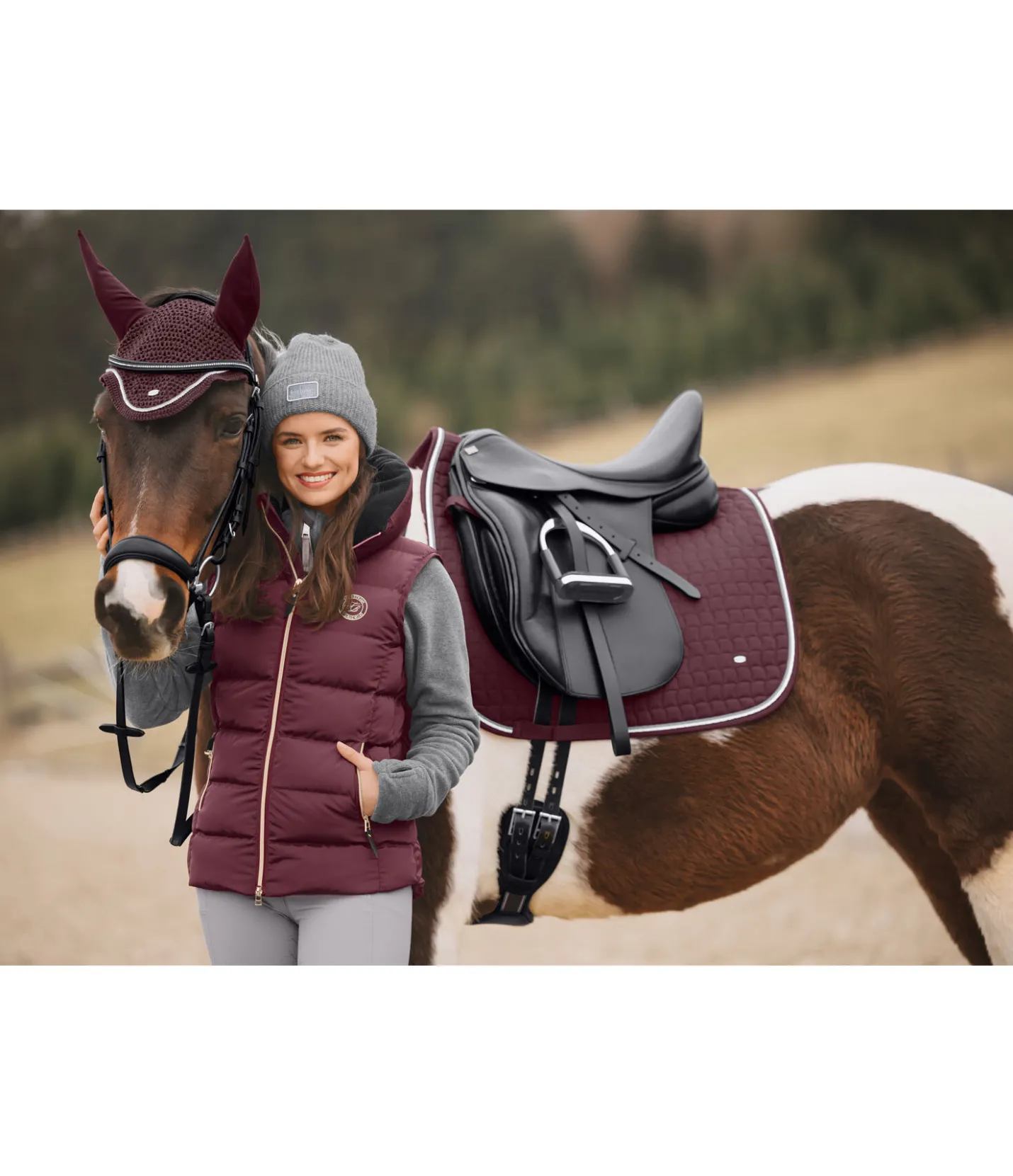 SHOWMASTER Tapis de selle en coton Basic Deluxe acajou Outlet